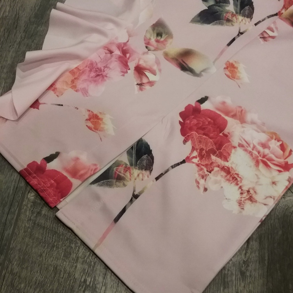 These available in dif listings in my closet - Picture 5 of 8